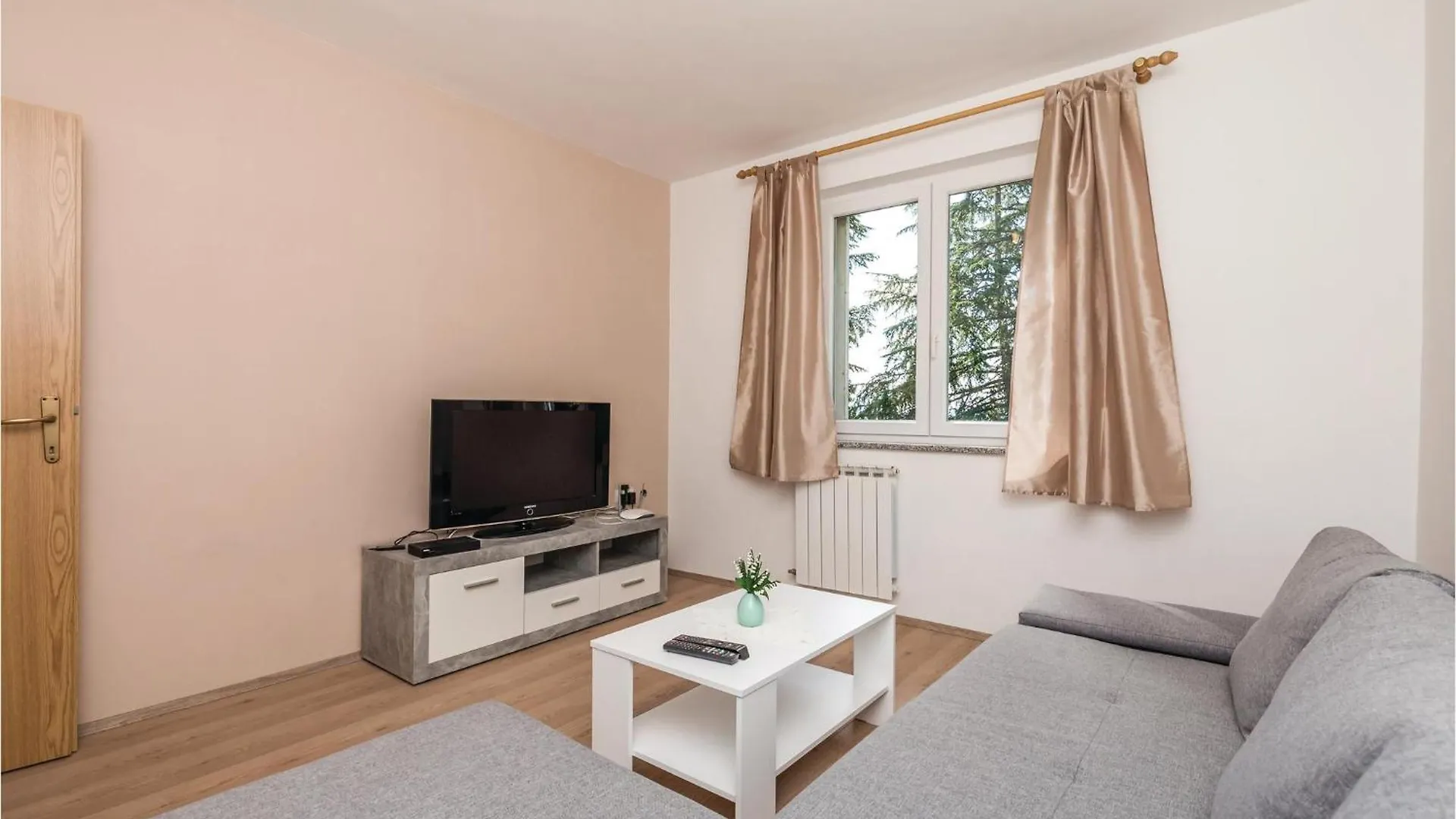 Stunning Apartment In Lovran With Kitchen location